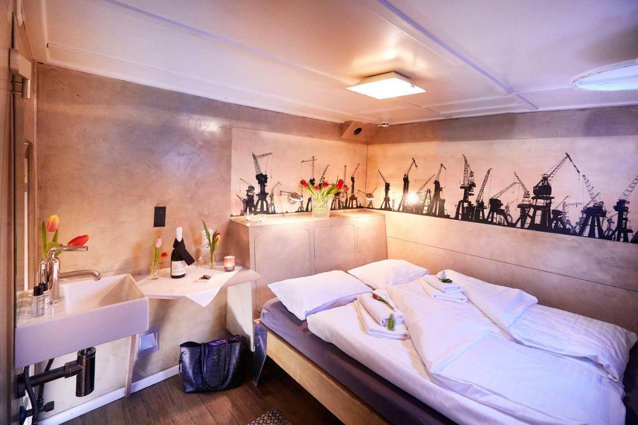 Segelschiff Loth Lorien Hotell Hamburg Eksteriør bilde