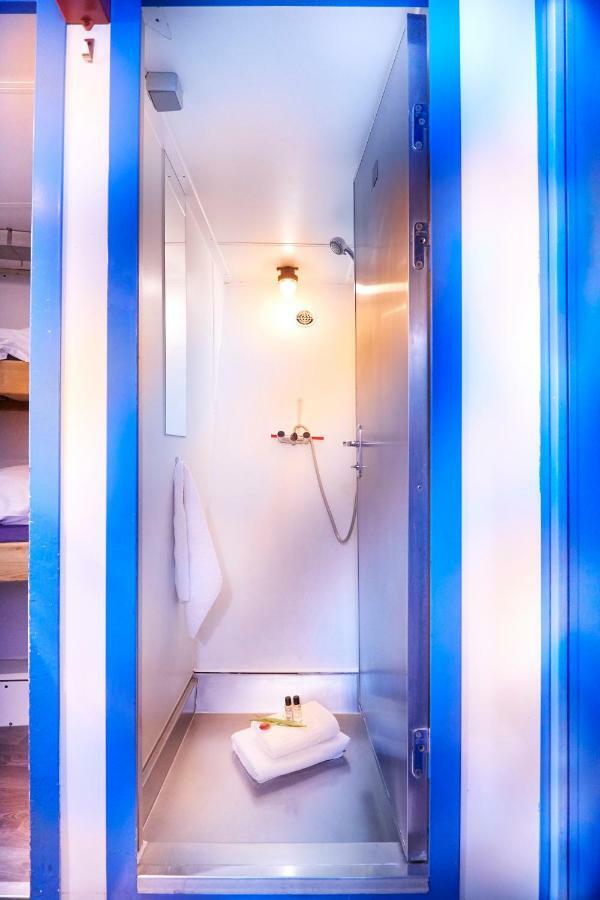 Segelschiff Loth Lorien Hotell Hamburg Eksteriør bilde